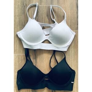PINK Ultimate Push Up 2 Pack Medium Black and White NWOT